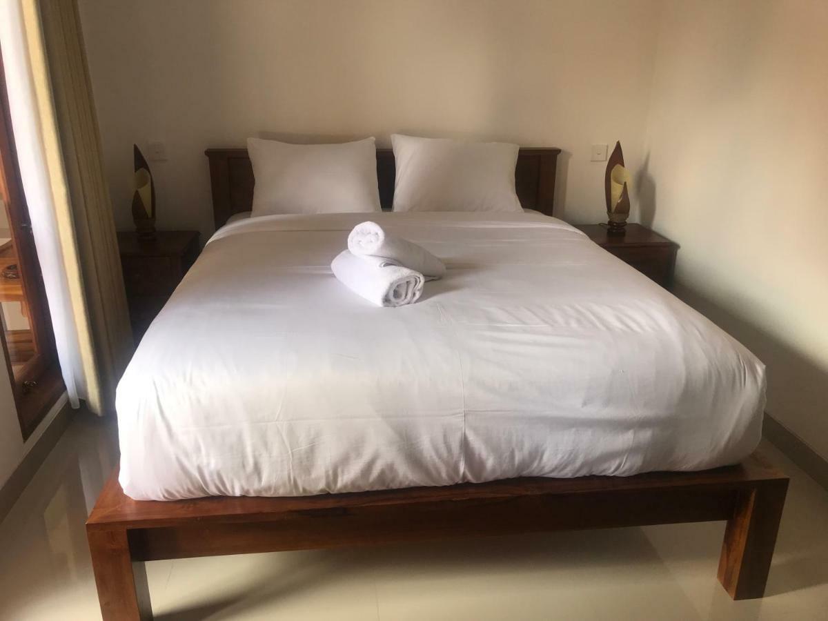 Raka & Rai Homestay Чангу Экстерьер фото